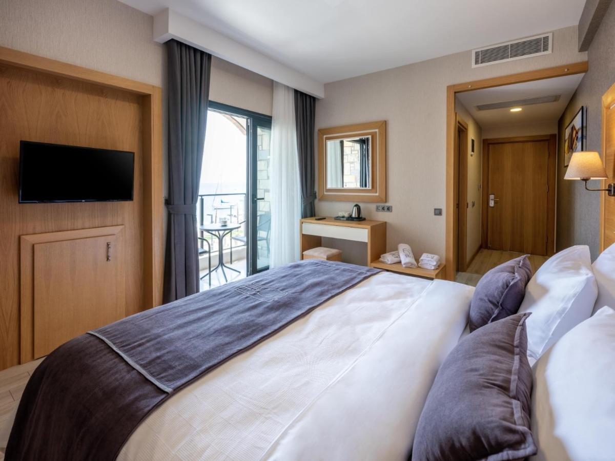 Ma-Si Urla Hotel ภายนอก รูปภาพ