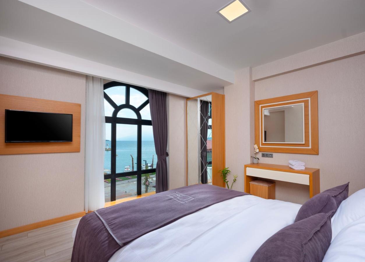 Ma-Si Urla Hotel ภายนอก รูปภาพ