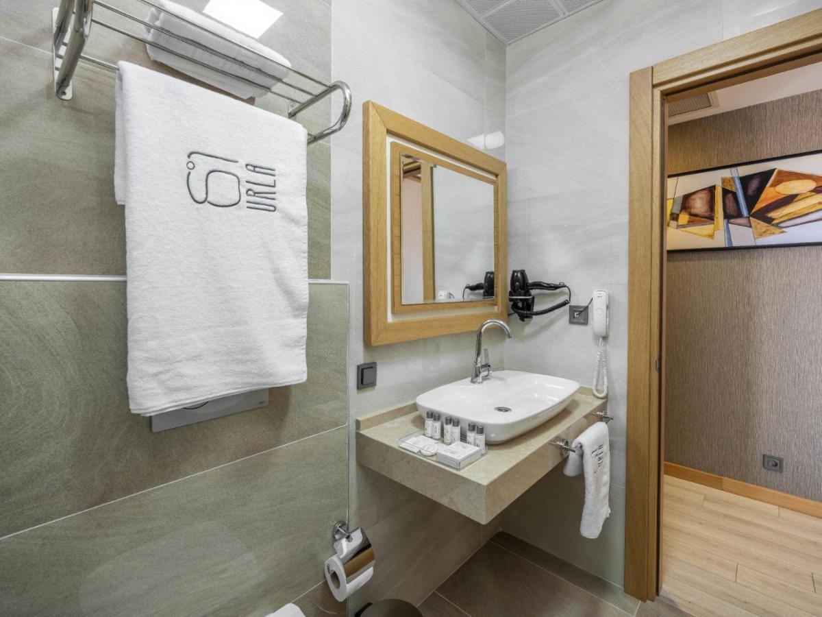 Ma-Si Urla Hotel ภายนอก รูปภาพ