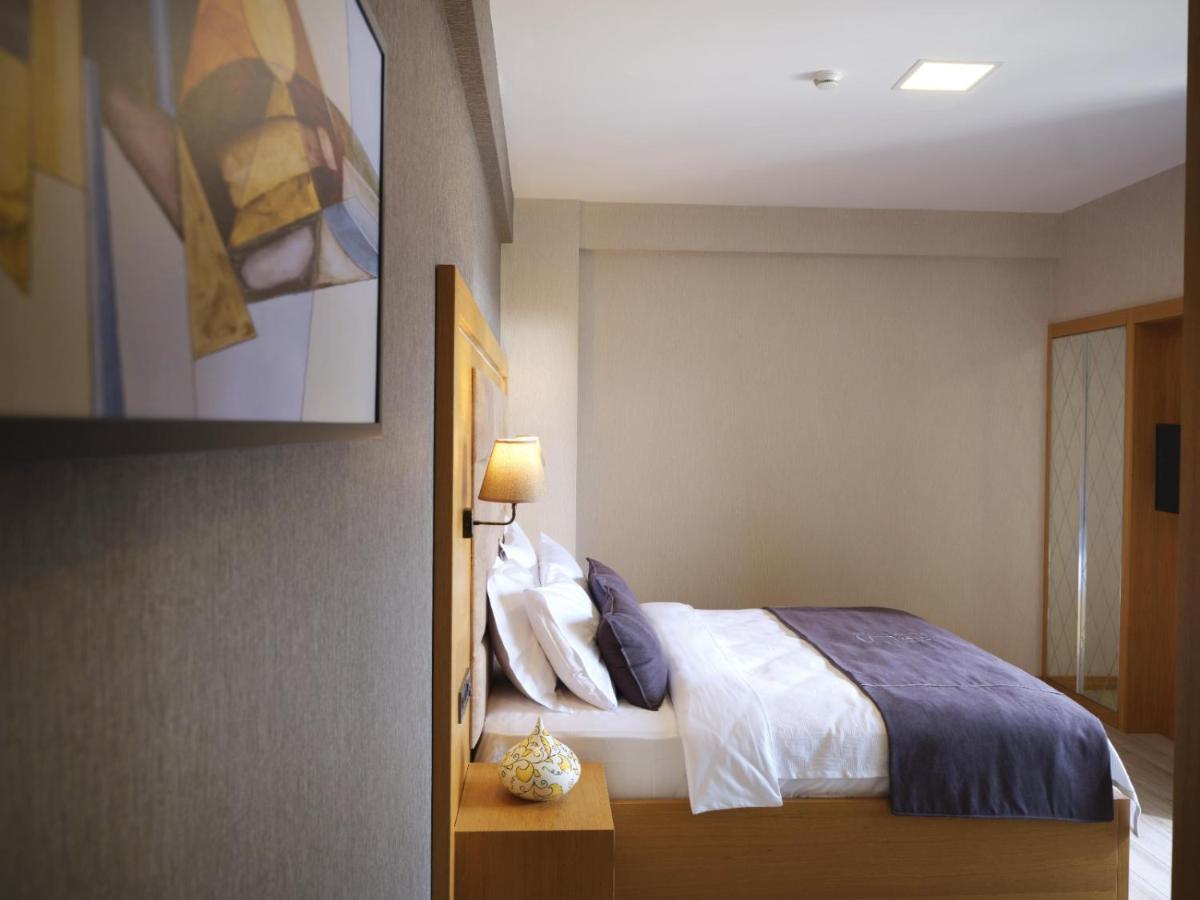 Ma-Si Urla Hotel ภายนอก รูปภาพ