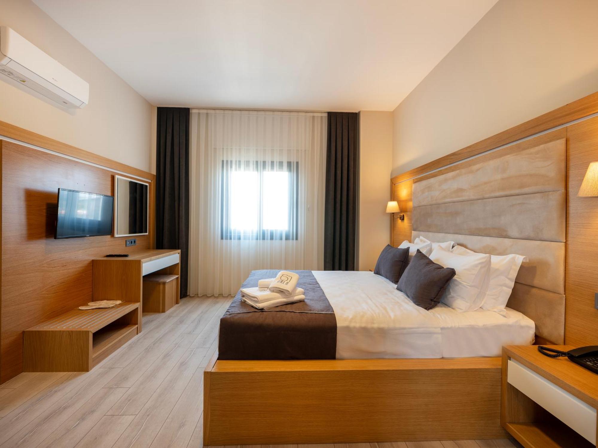 Ma-Si Urla Hotel ภายนอก รูปภาพ