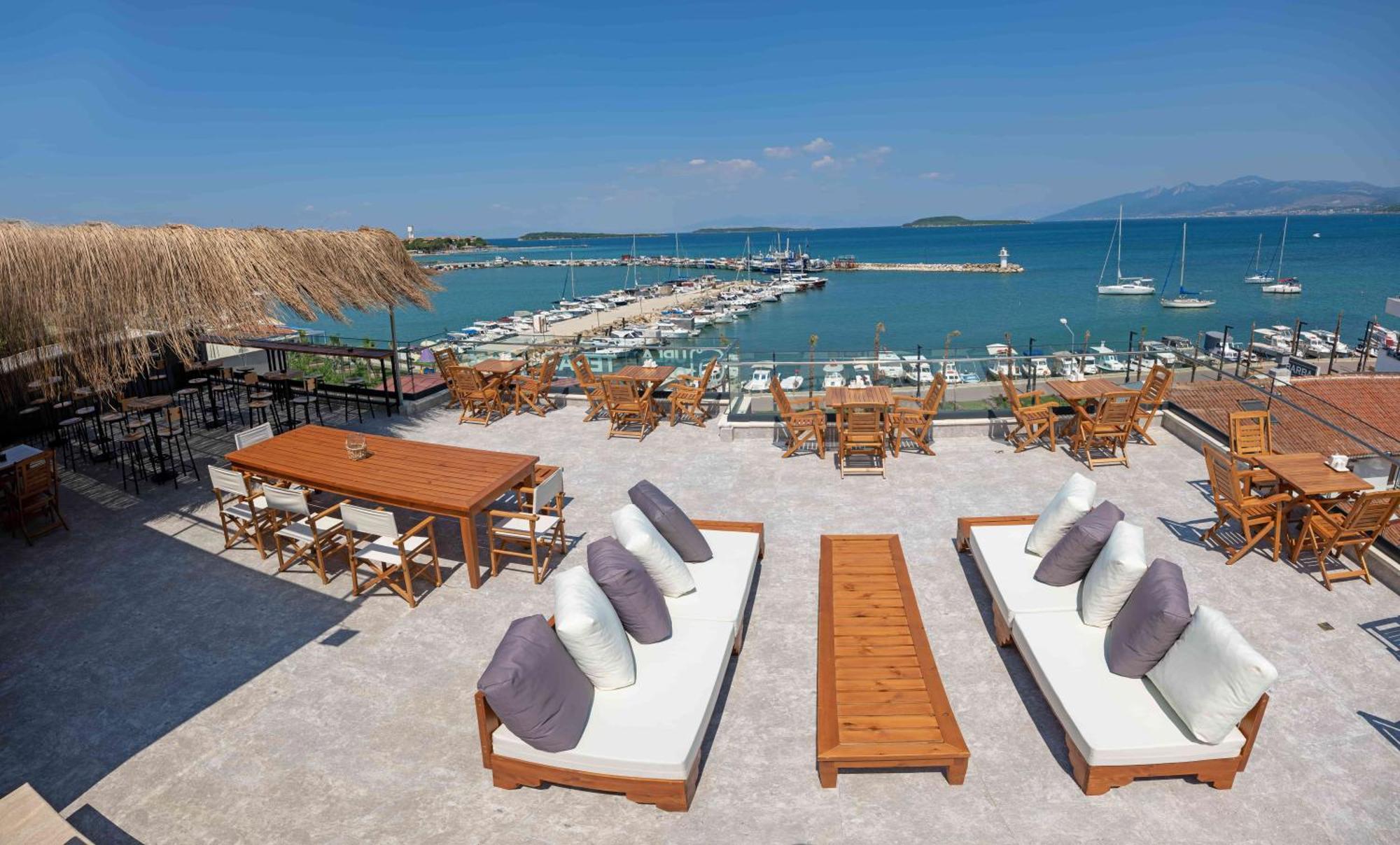 Ma-Si Urla Hotel ภายนอก รูปภาพ