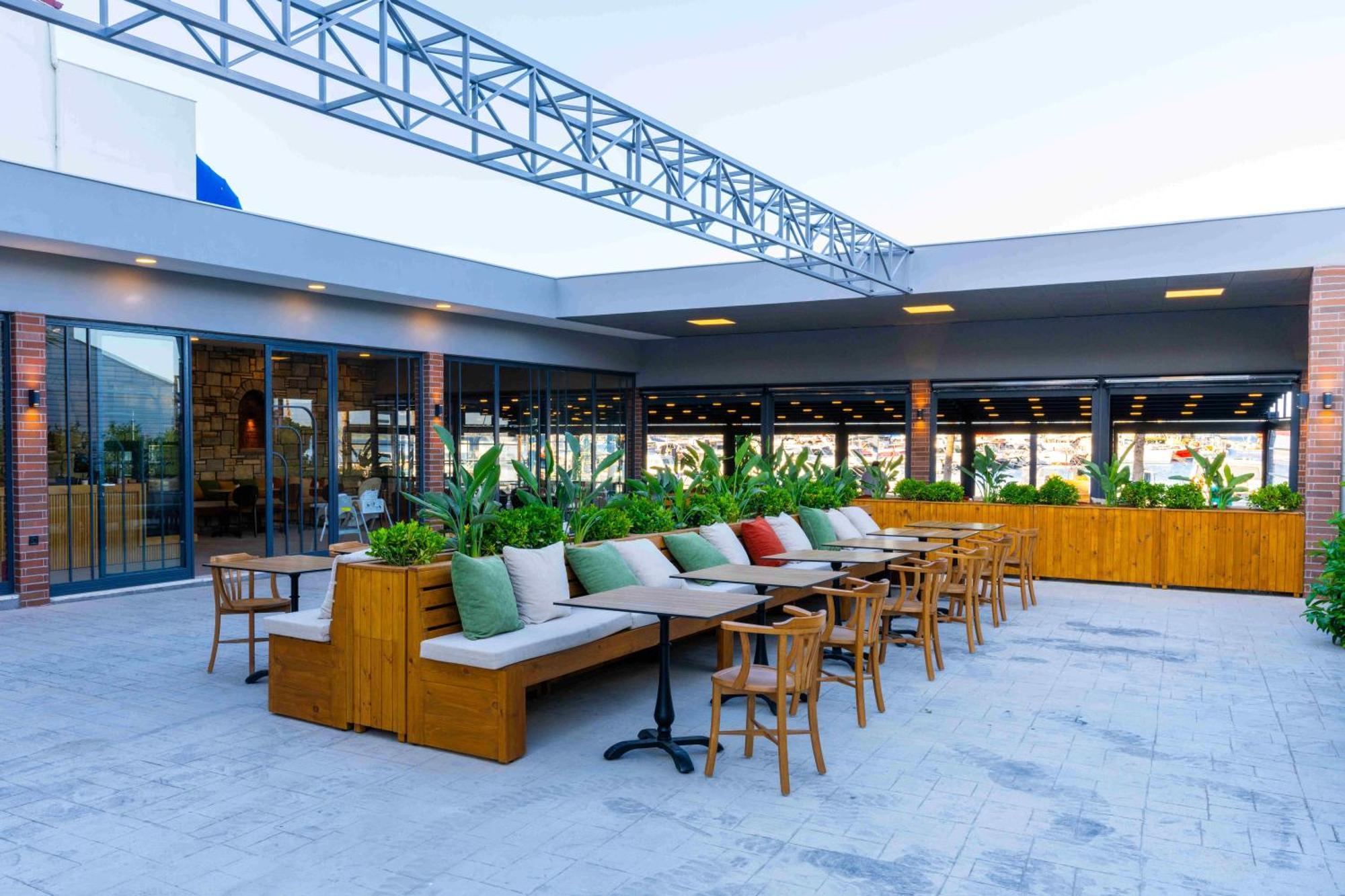 Ma-Si Urla Hotel ภายนอก รูปภาพ