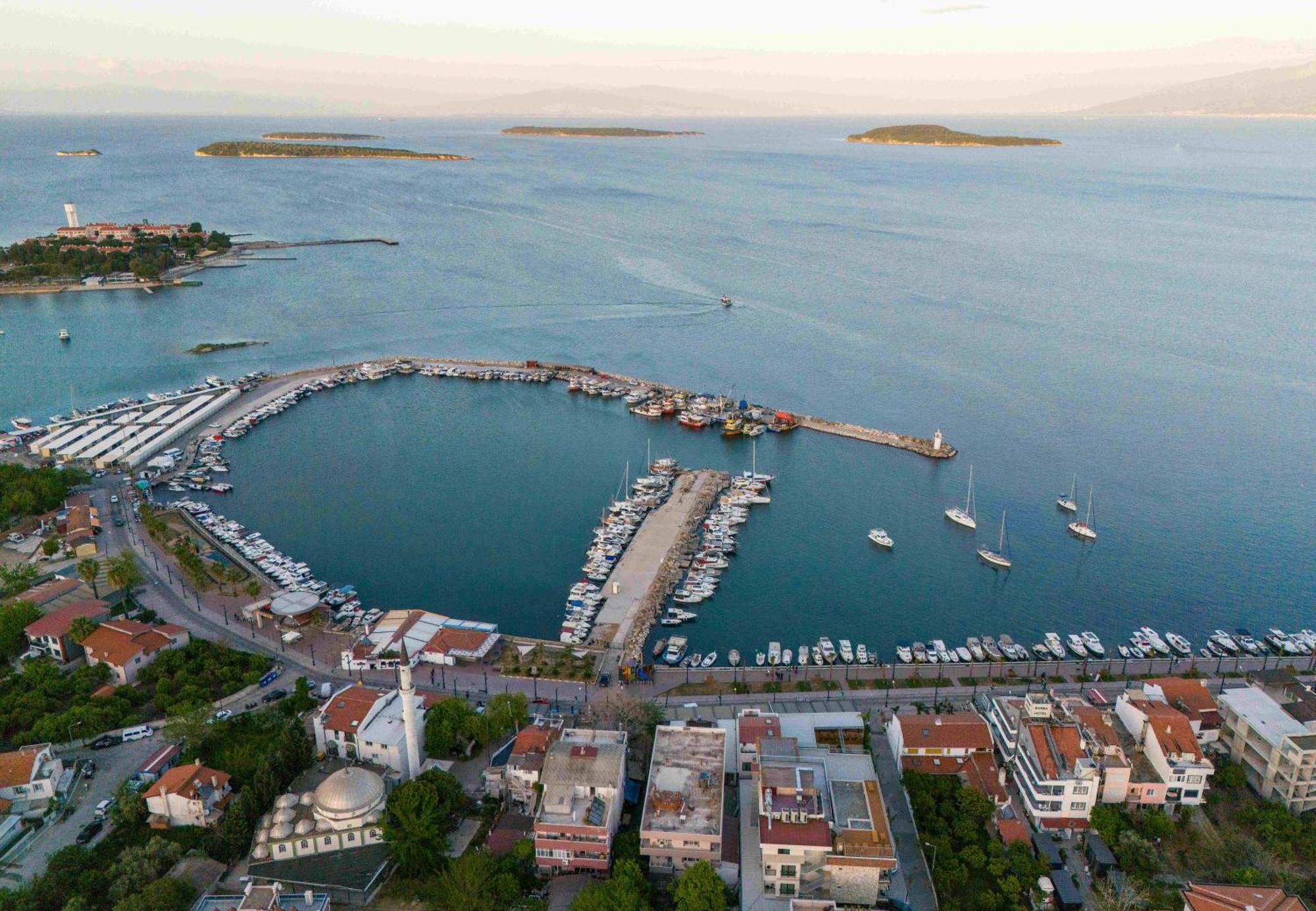 Ma-Si Urla Hotel ภายนอก รูปภาพ